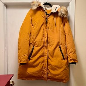 🎉 HP NWOT Mustard Yellow Winter Coat w/ Faux Fur